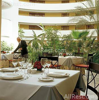 Barcelo Gran Hotel Renacimiento 10